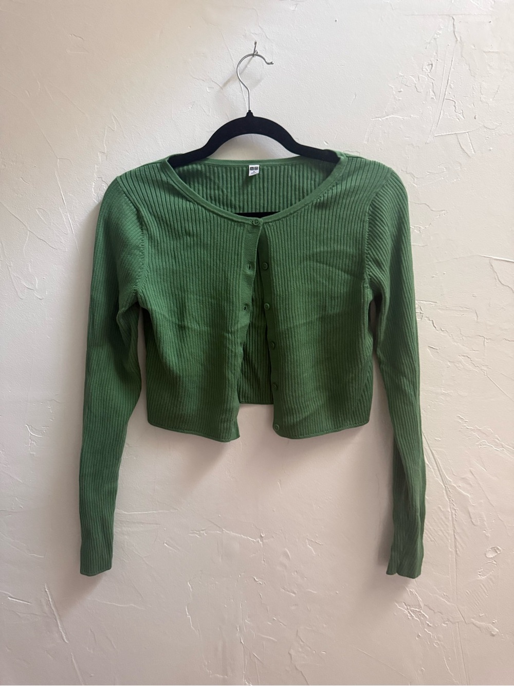 Uniqlo Green Ribbed Cropped Button Cardigan